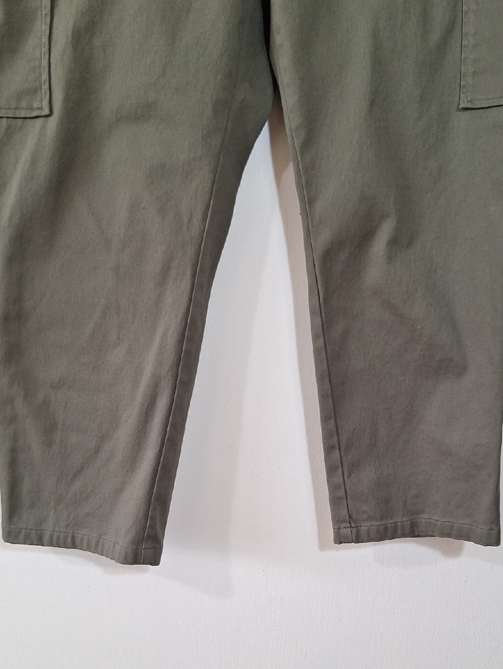 Joan Rivers Cargo Pants Women Olive Cargo Pants 10 Petite 10P M Ankle Pants - Picture 4 of 9